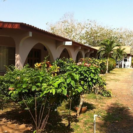 Casa Loma Hotel Pedasi Town Ngoại thất bức ảnh