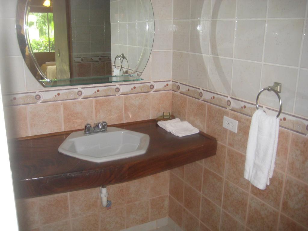 Casa Loma Hotel Pedasi Town Phòng bức ảnh