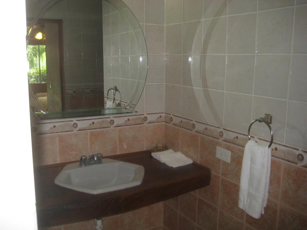 Casa Loma Hotel Pedasi Town Phòng bức ảnh